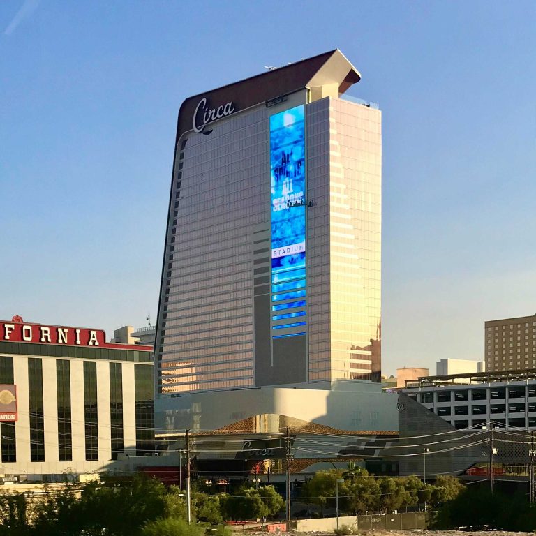 2048px Circa Resort 768x768