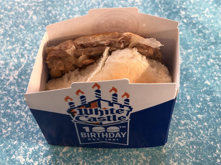 2048px 2021 07 22 18 16 32 A slider at the White Castle on U.S. Route 1 in Edison Township Middlesex County New Jersey 768x576