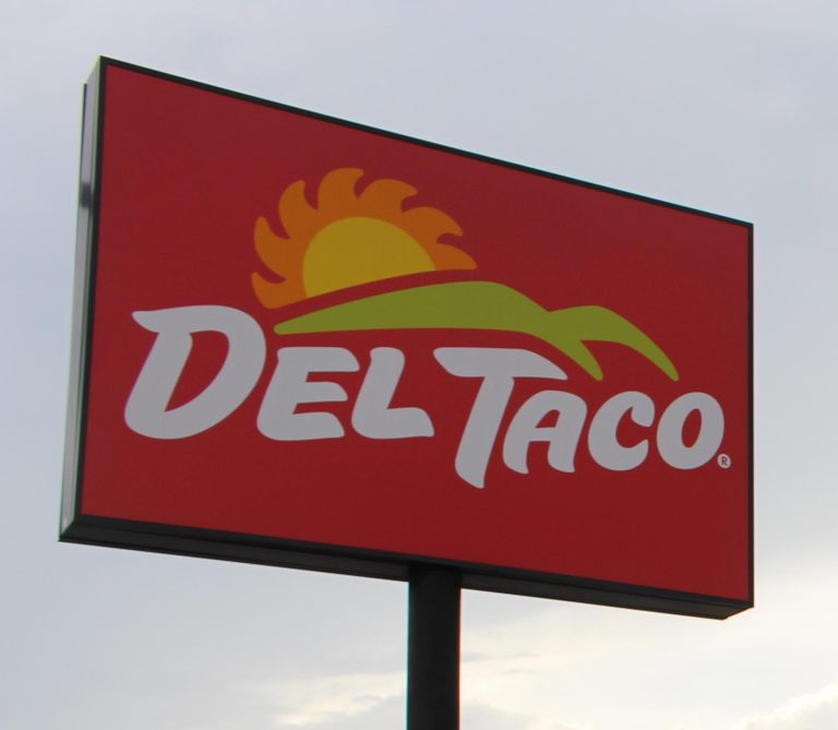 Del Taco Centerville cropped 768x669