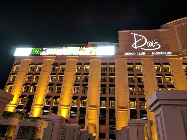 Drais Beachclub  Nightclub The Cromwell Hotel Las Vegas 1 768x576