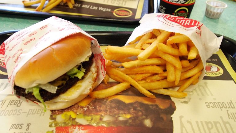 2048px Fatburger 5837098925 768x433