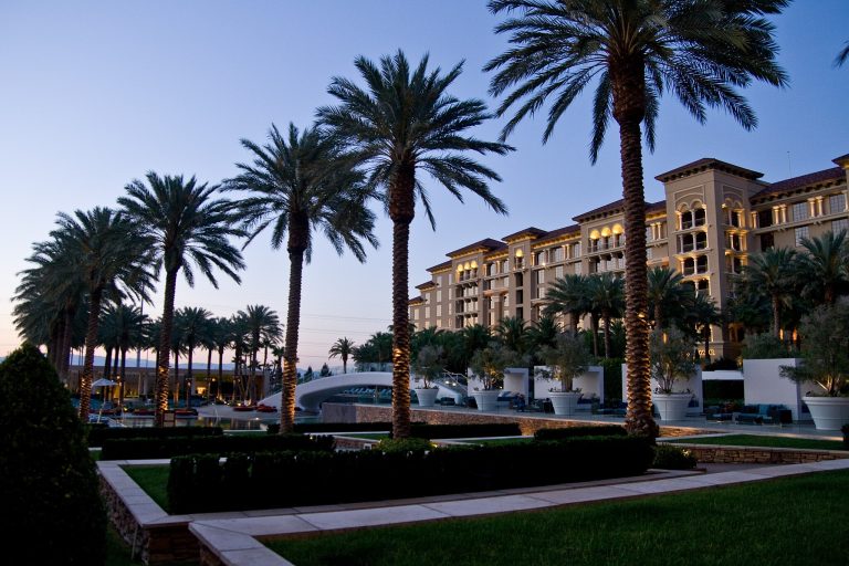 2048px Green Valley Ranch pool area 2009 768x512
