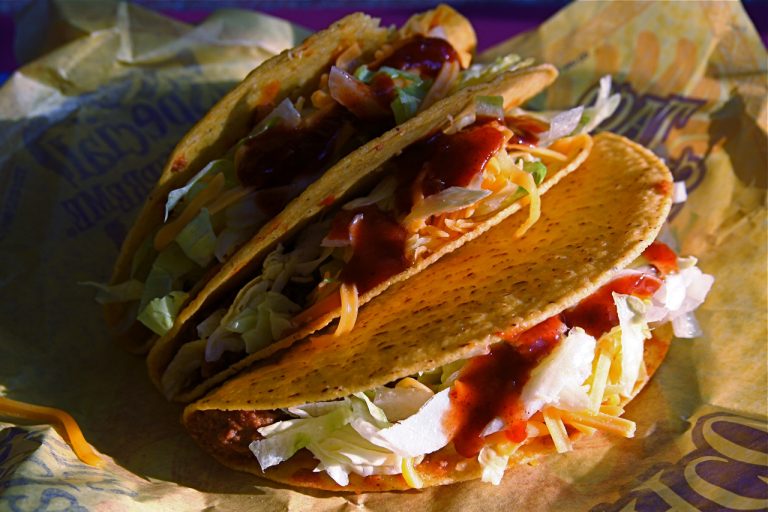 Flickr stevendepolo 3427412201 Taco Bell tacos 2 768x512